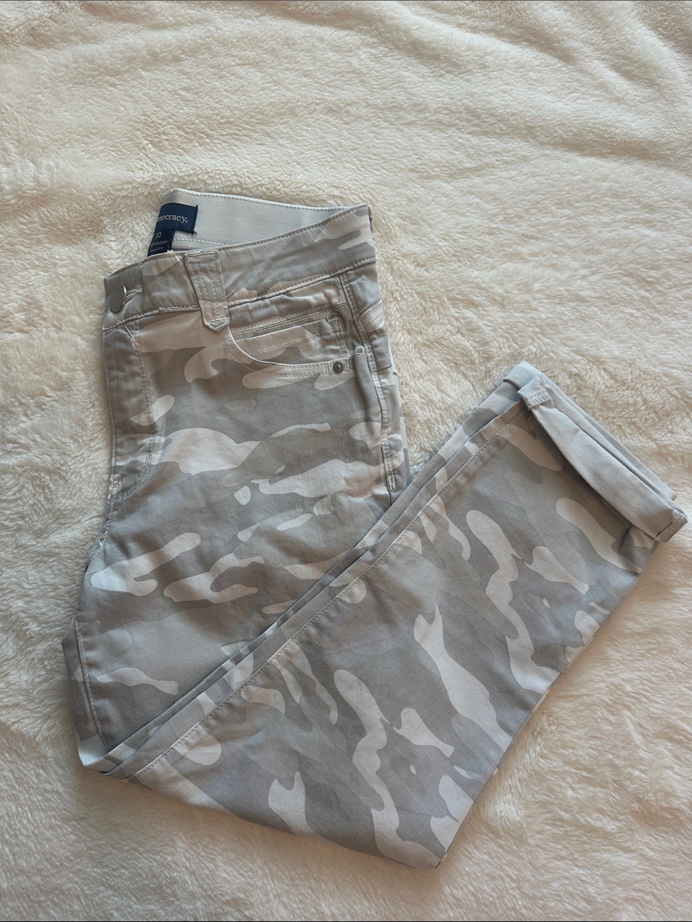 Democracy Gray & White Camo Cropped Jeans